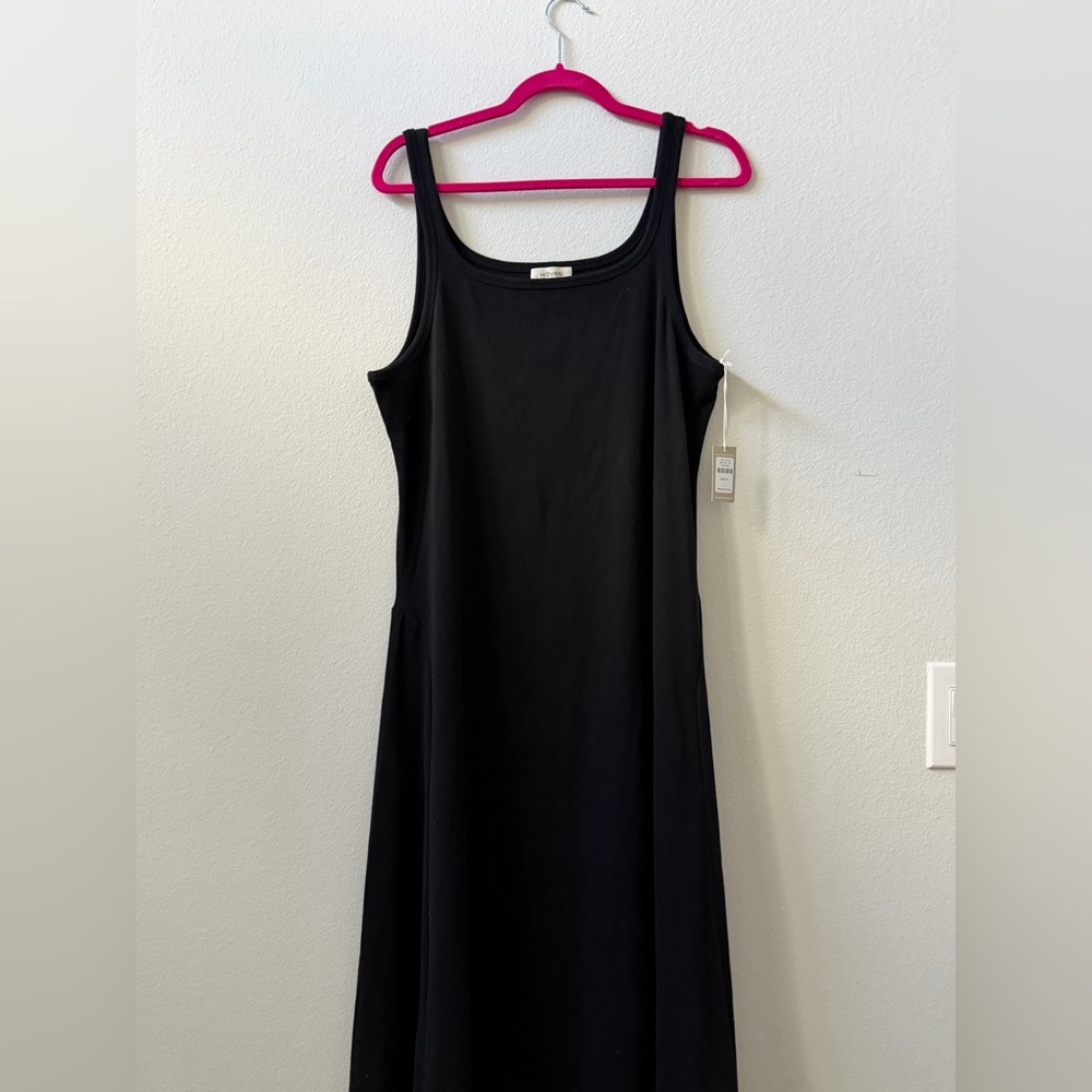 Maxi sleeveless dress